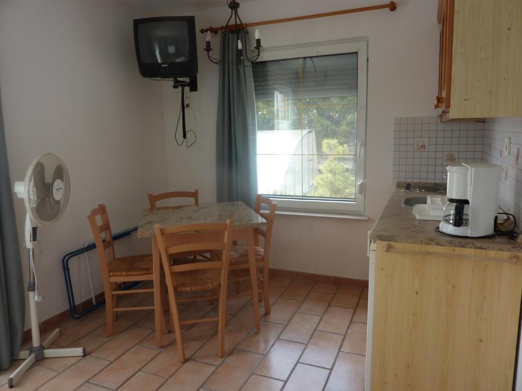 Feszek Apartmanhaz 沃尼奥尔茨沃什海吉 外观 照片