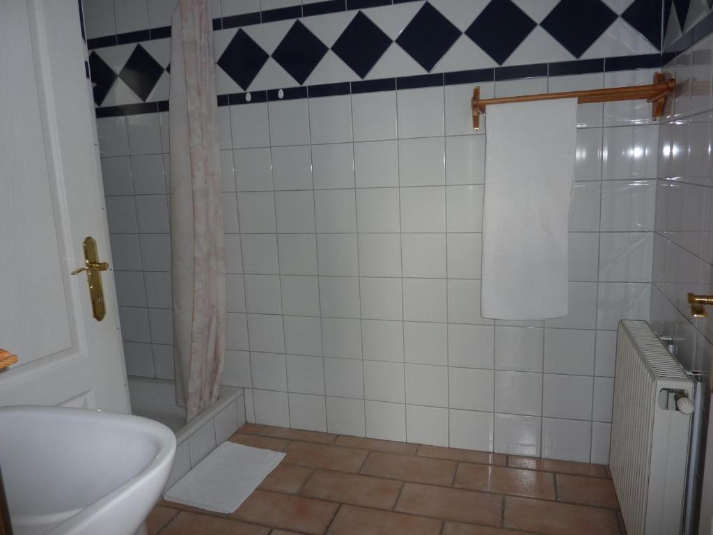 Feszek Apartmanhaz 沃尼奥尔茨沃什海吉 外观 照片
